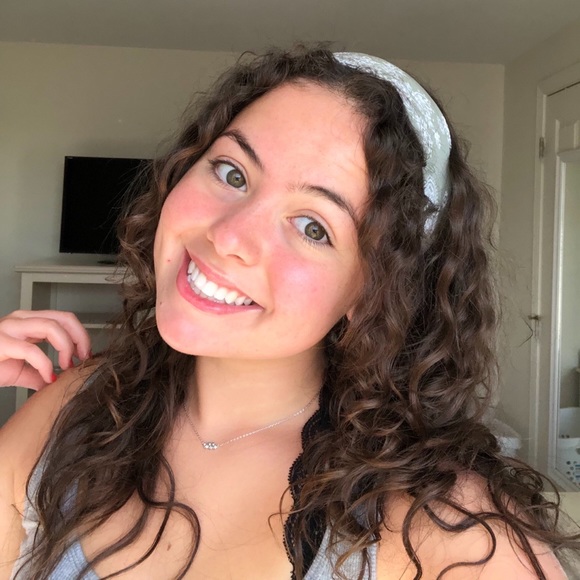 alyssa_bonia